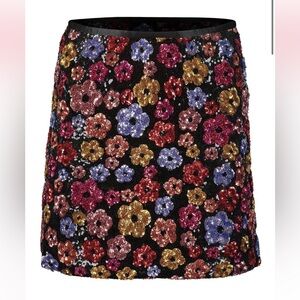 le superbe
MURAKAMI MINI SKIRT• sz 2 •NWOT